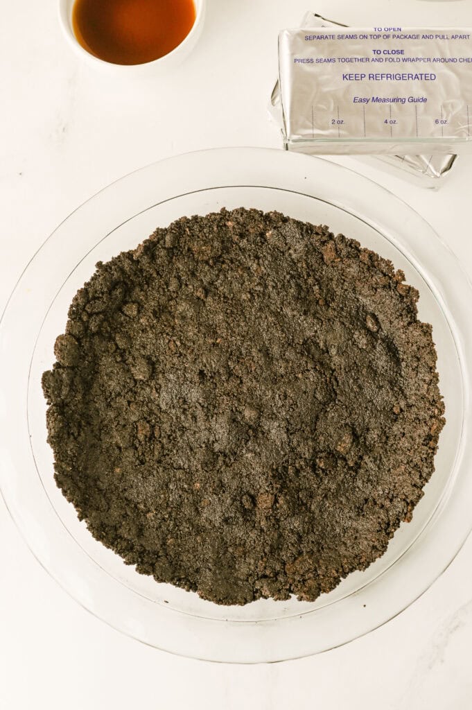 No Bake Oreo Pie Process Photo