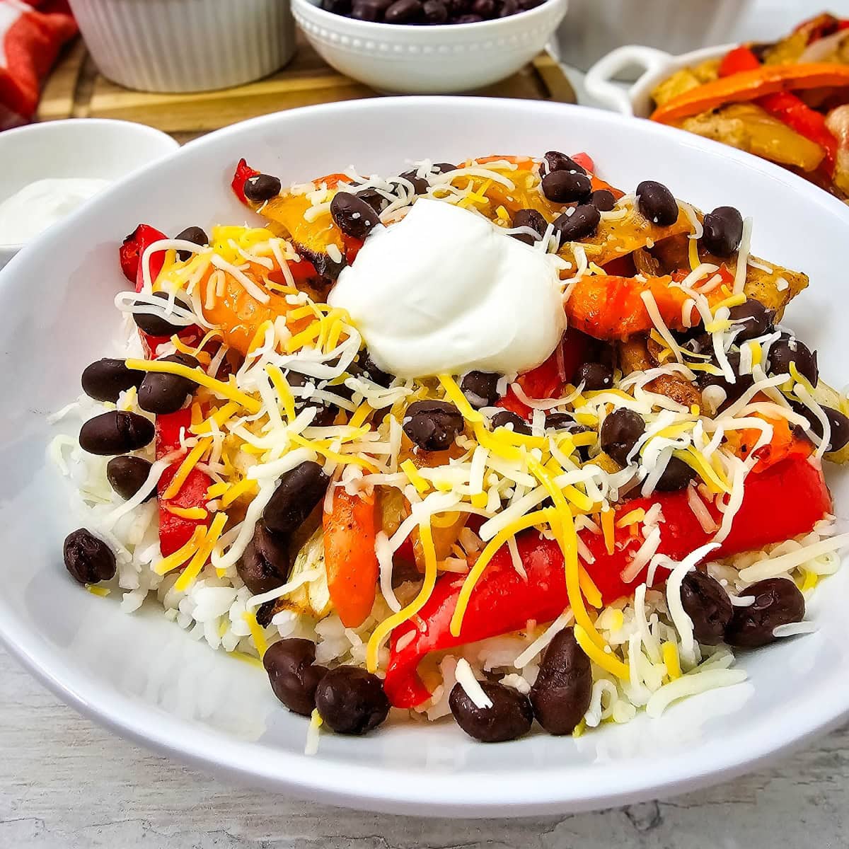 Chicken Fajitas Bowl featured image copy