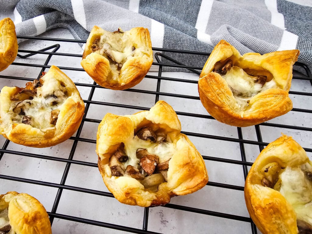 Mushroom Puff Pastry Bites