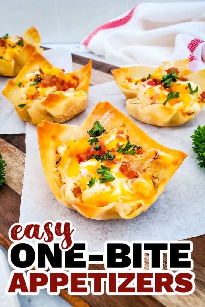 One Bite Appetizers-Cheesy Ranch Chicken Wonton Cups