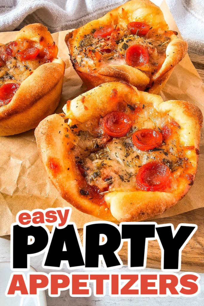 Party Food Appetizers-Pepperoni Pizza Puffs