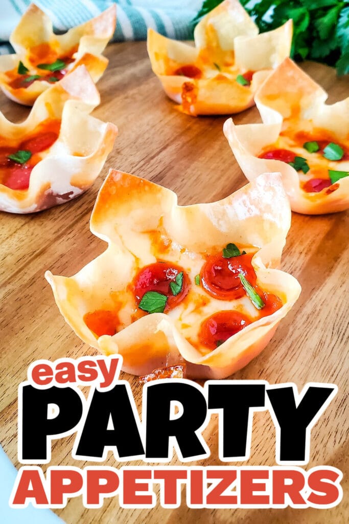 Party Food Appetizers-Pizza Wonton Cups