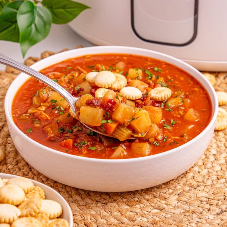 Slow Cooker Manhattan Clam Chowder featured image copy