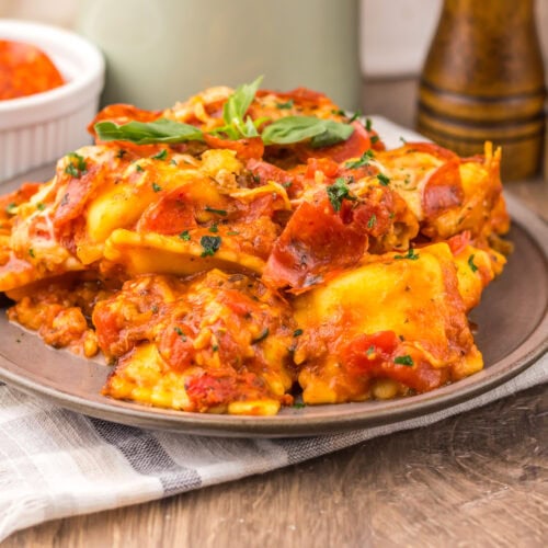 Slow Cooker Pizza Ravioli