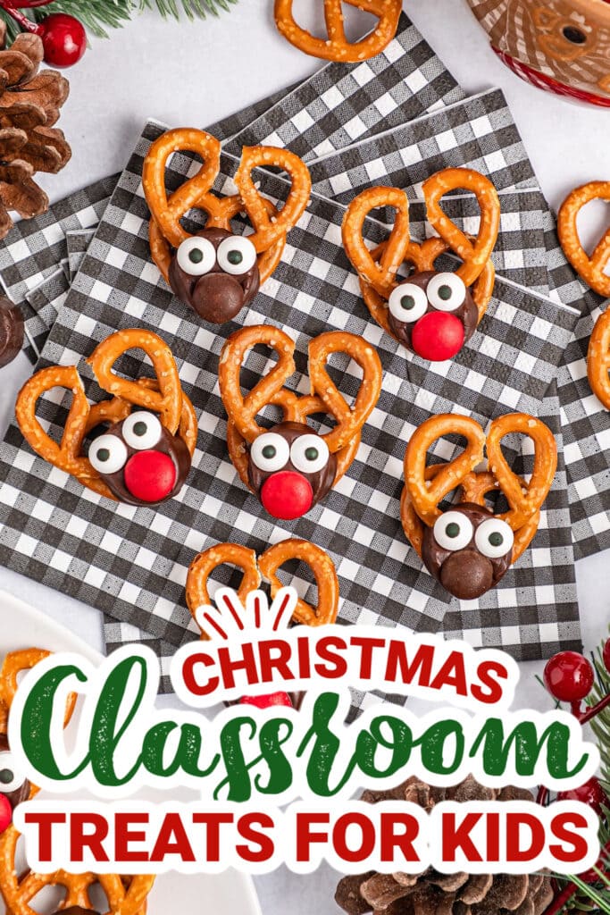 christmas classroom treats - Reindeer Rolo Pretzels