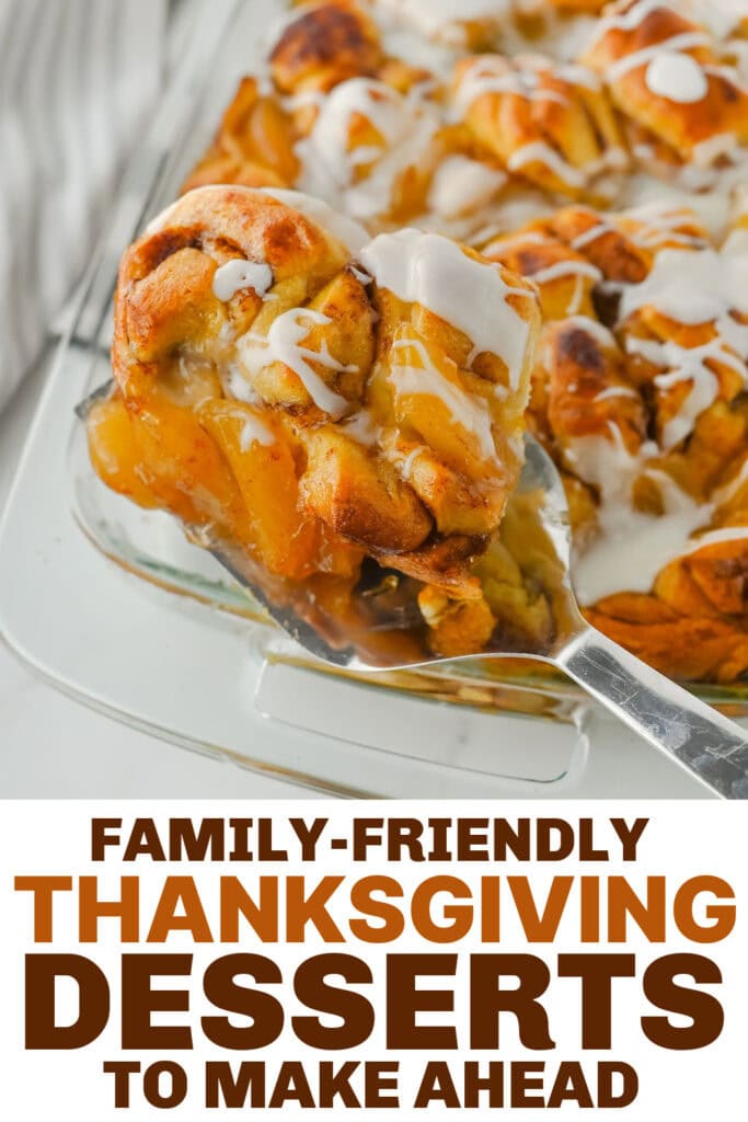 thanksgiving desserts -Warm Apple Cinnamon Roll Bake