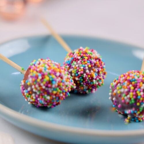 Red Velvet Cake Pops