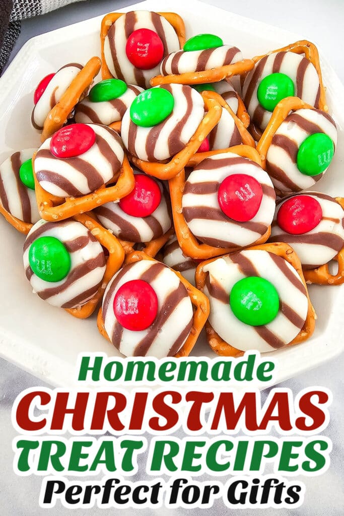 Gifting Christmas Treats-Christmas M&Ms Pretzel Hugs