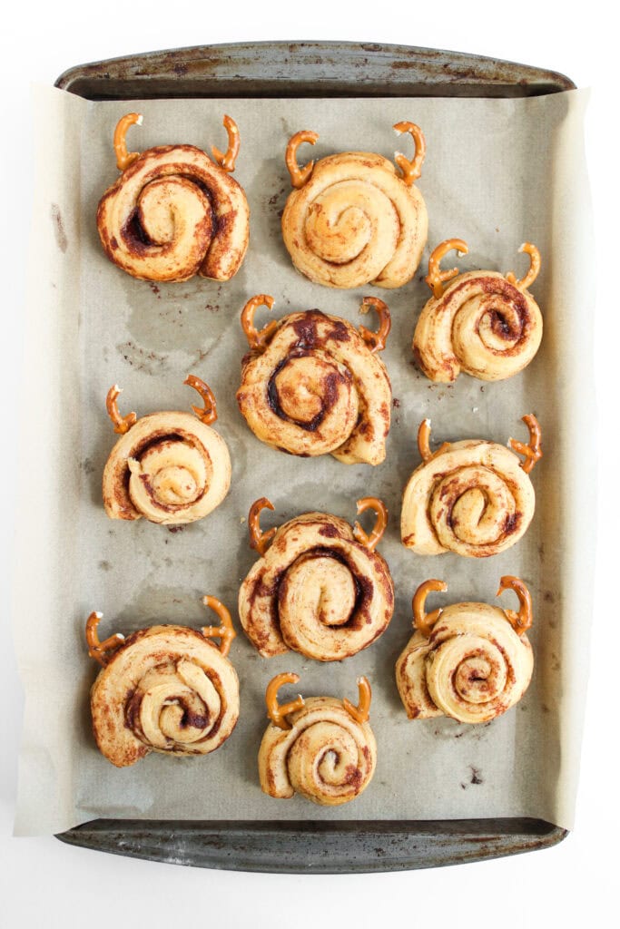 Cinnamon Roll Reindeer Process 