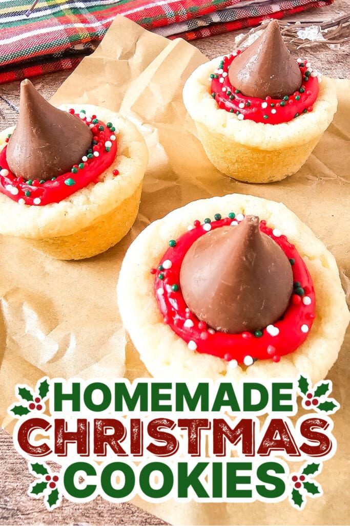 20+ Decorated Christmas Cookies 5 christmas cookies -Christmas Kiss Cookie Cups