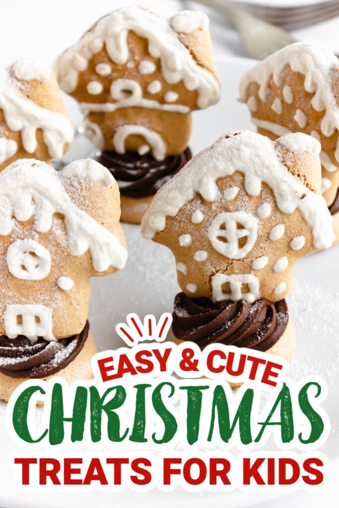 kids christmas treats-Gingerbread House Macarons
