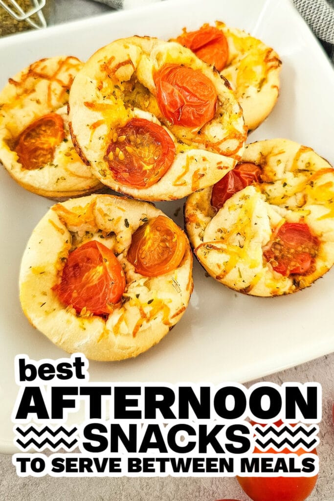 afternoon snacks - Cheesy Tomato Focaccia Rolls